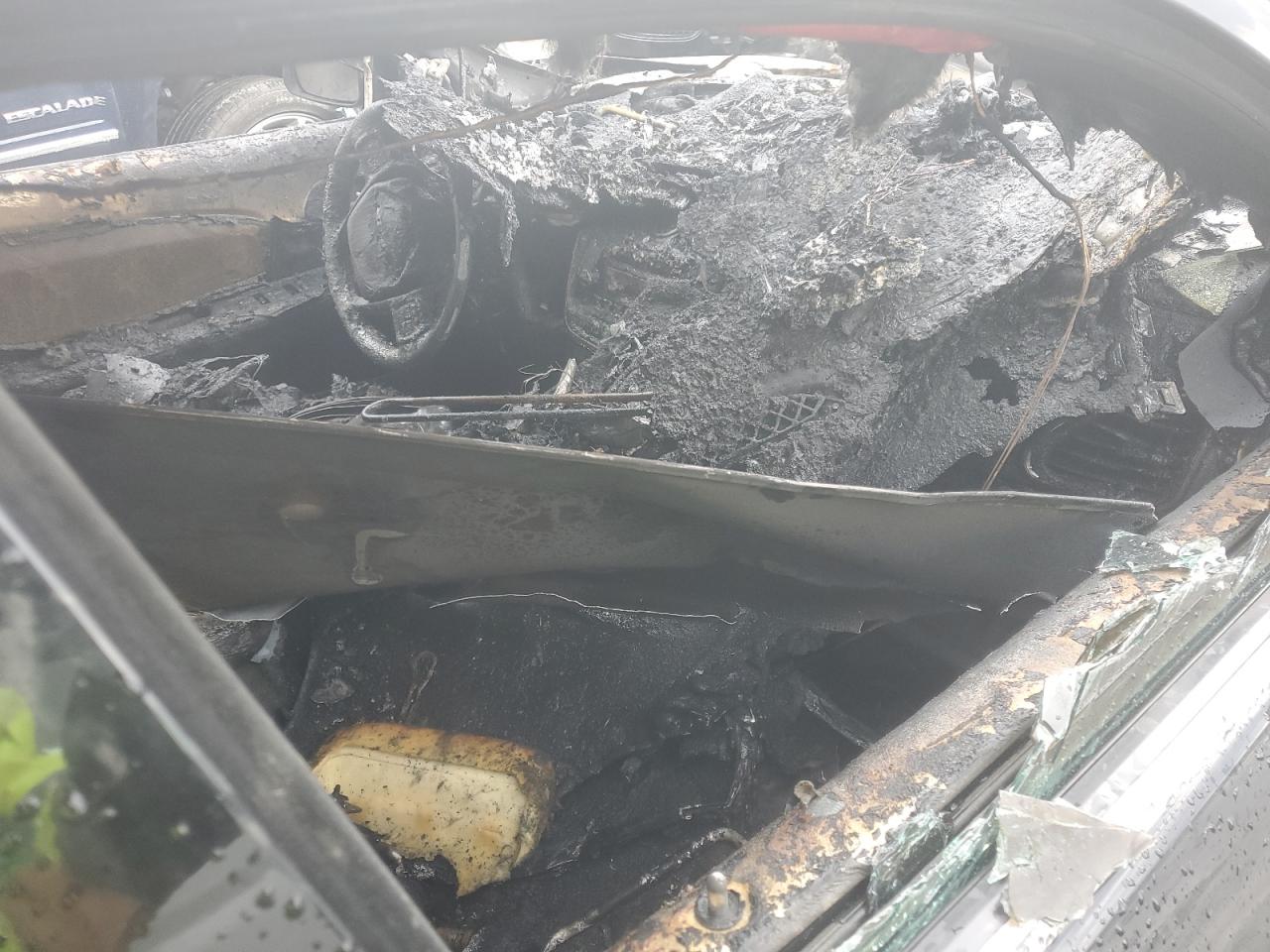 2012 Chrysler 200 VIN 1C3CCBAB6CN113429 Copart auction photo, burn - engine damage thumbnail 8