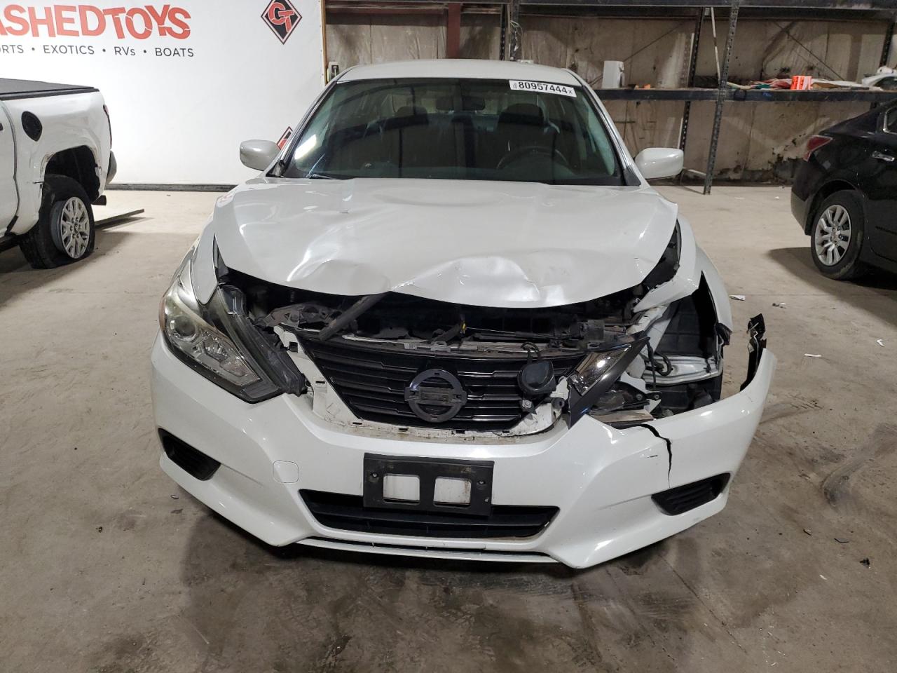 2016 Nissan Altima VIN 1N4AL3AP6GN358019 Copart auction photo, front end / minor dent/scratches damage thumbnail 5