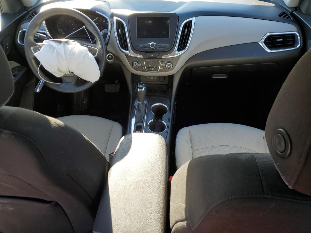 2019 Chevrolet Equinox VIN 2GNAXHEV4K6100994 Copart auction photo, front end damage thumbnail 8