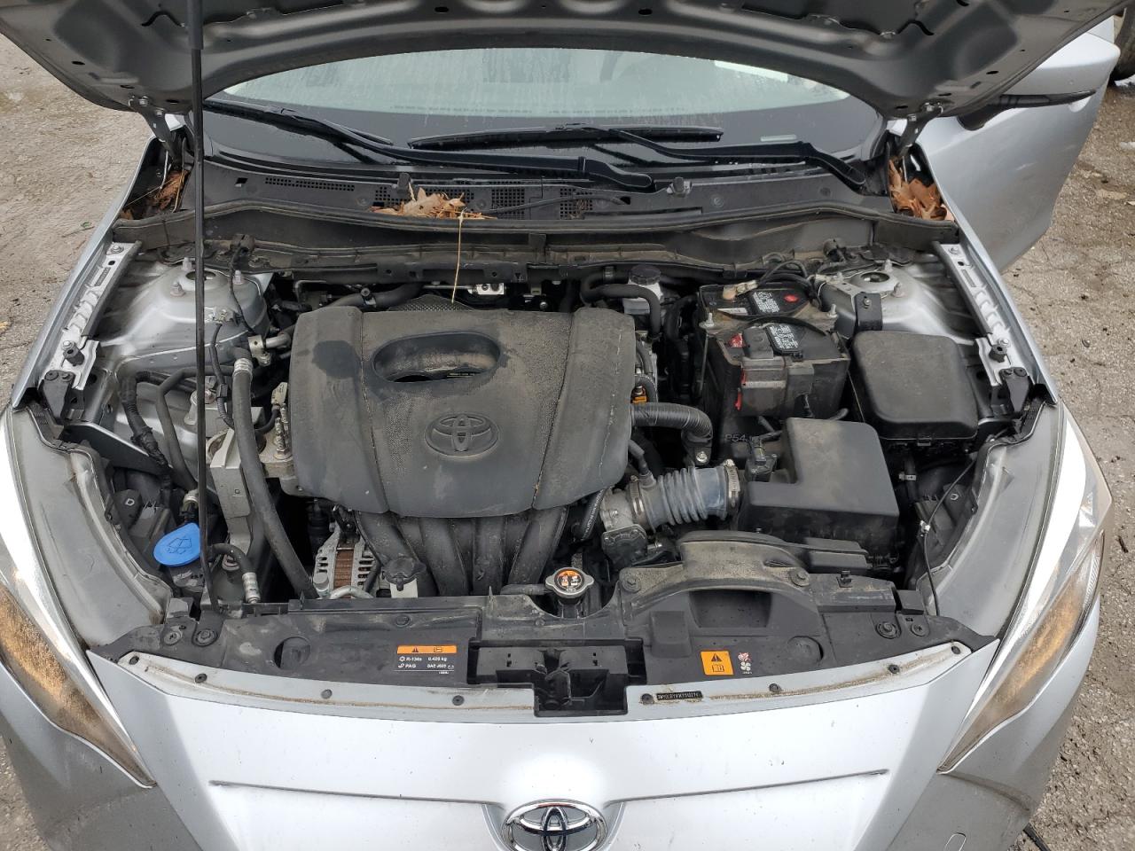 2019 Toyota Yaris VIN 3MYDLBYV1KY510274 Copart auction photo, rear end damage thumbnail 11