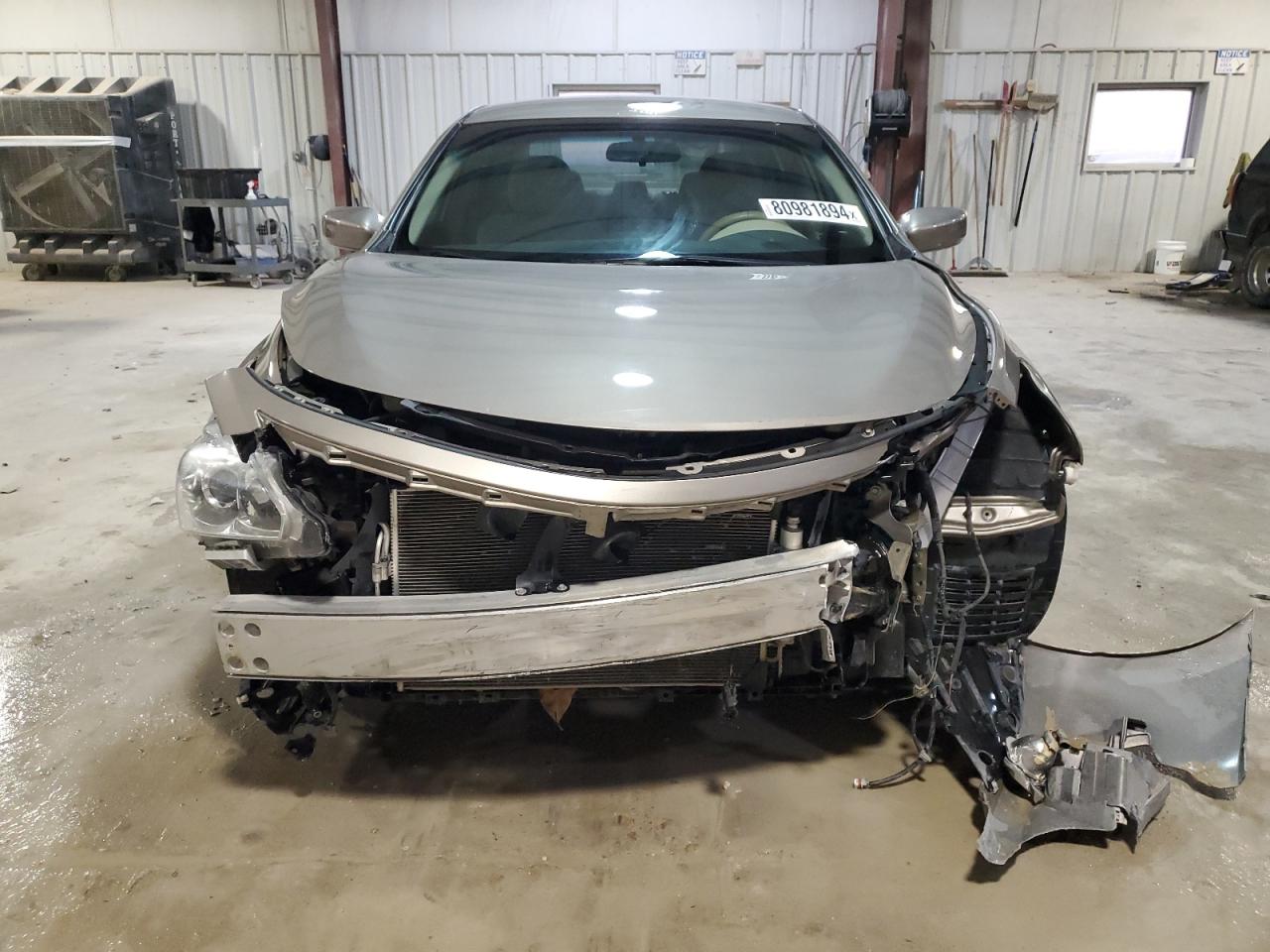 2013 Nissan Altima VIN 1N4AL3AP0DN499602 Copart auction photo, front end / minor dent/scratches damage thumbnail 5