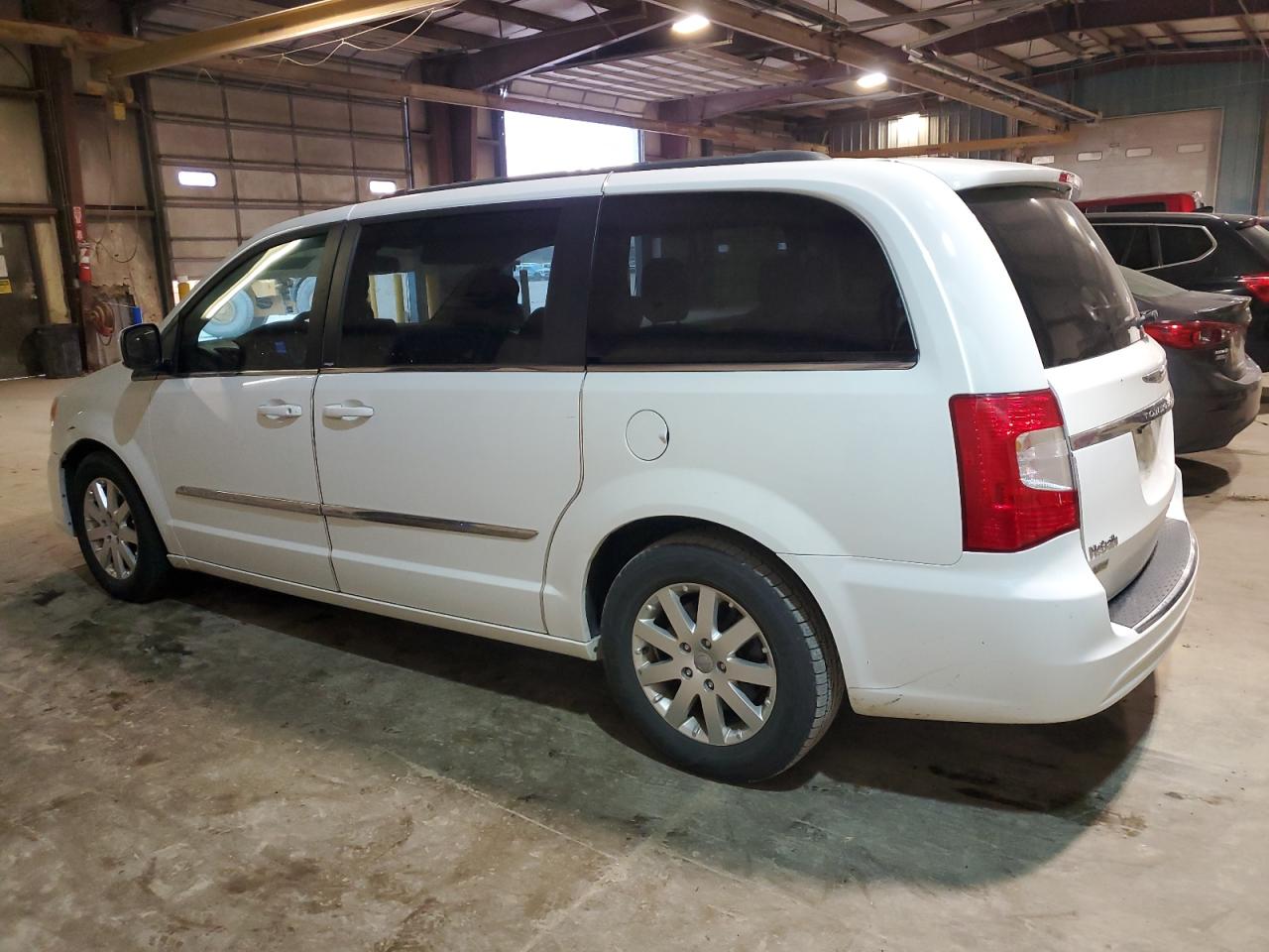 2014 Chrysler Town & Country VIN 2C4RC1BG9ER207448 Copart auction photo, front end / undercarriage damage thumbnail 2