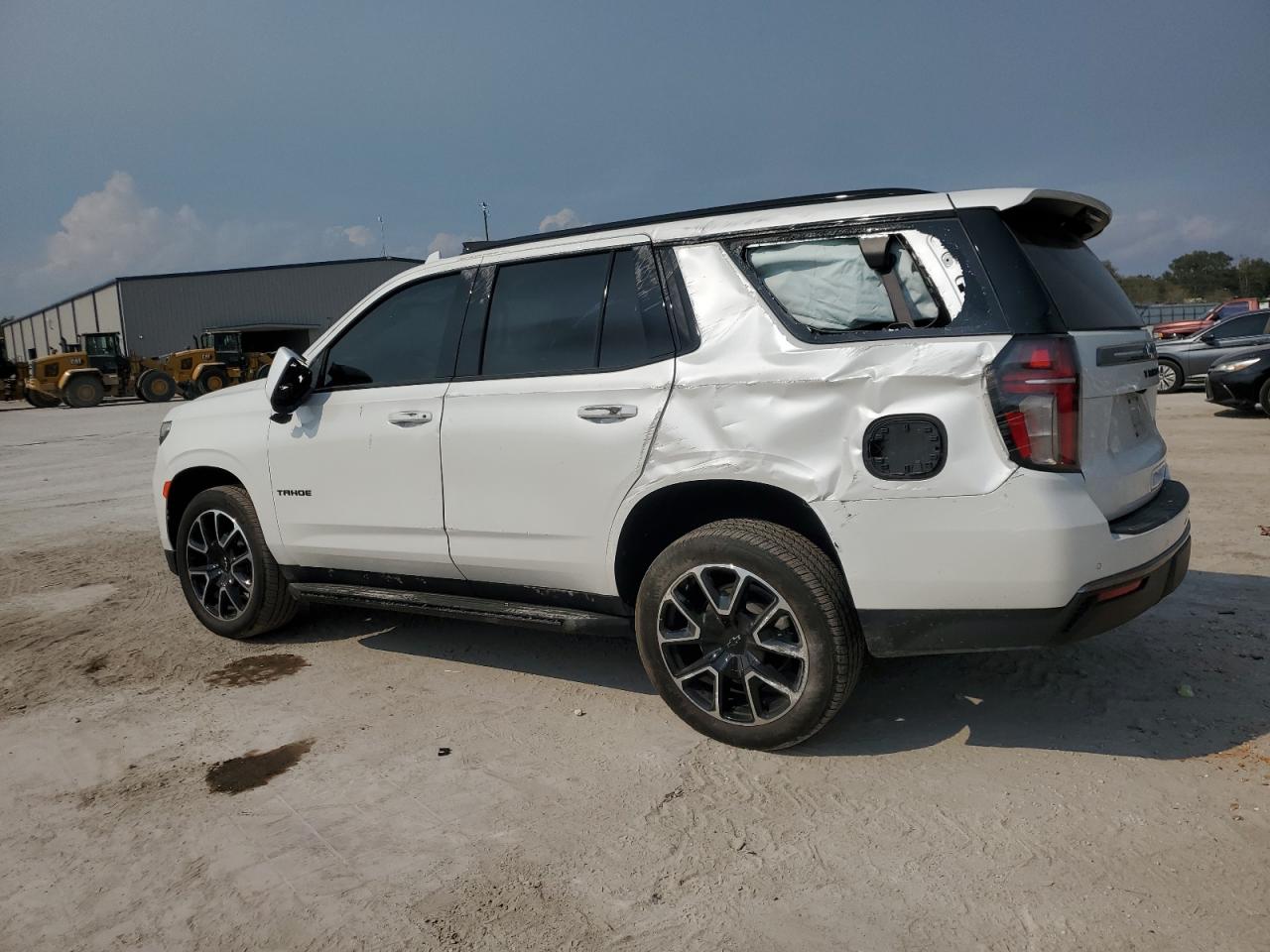 2022 Chevrolet Tahoe VIN 1GNSCRKD2NR169077 Copart auction photo, rollover damage thumbnail 2
