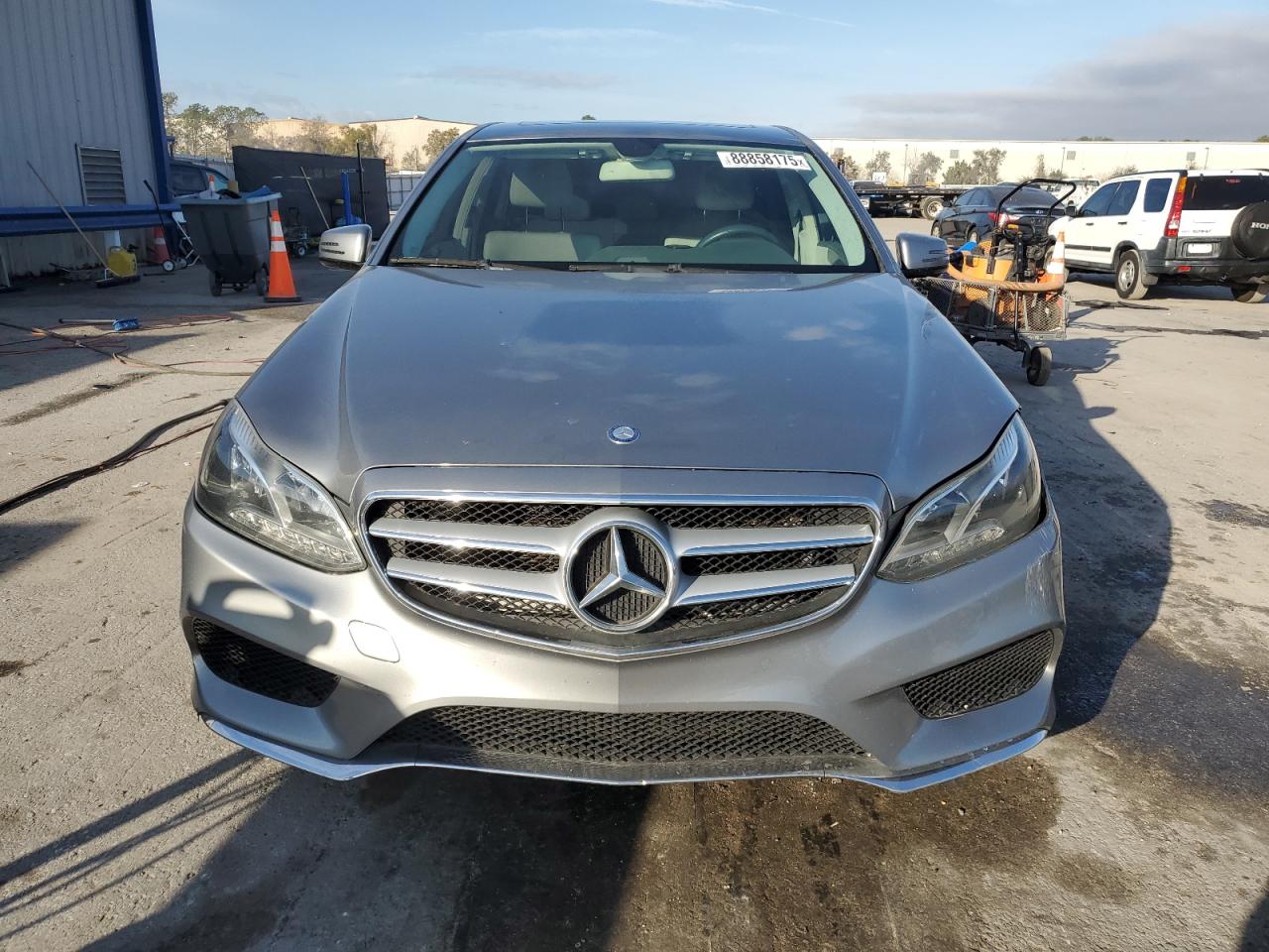 2014 Mercedes-Benz E-klasse VIN WDDHF5KB3EA900508 Copart auction photo, side / front end damage thumbnail 5