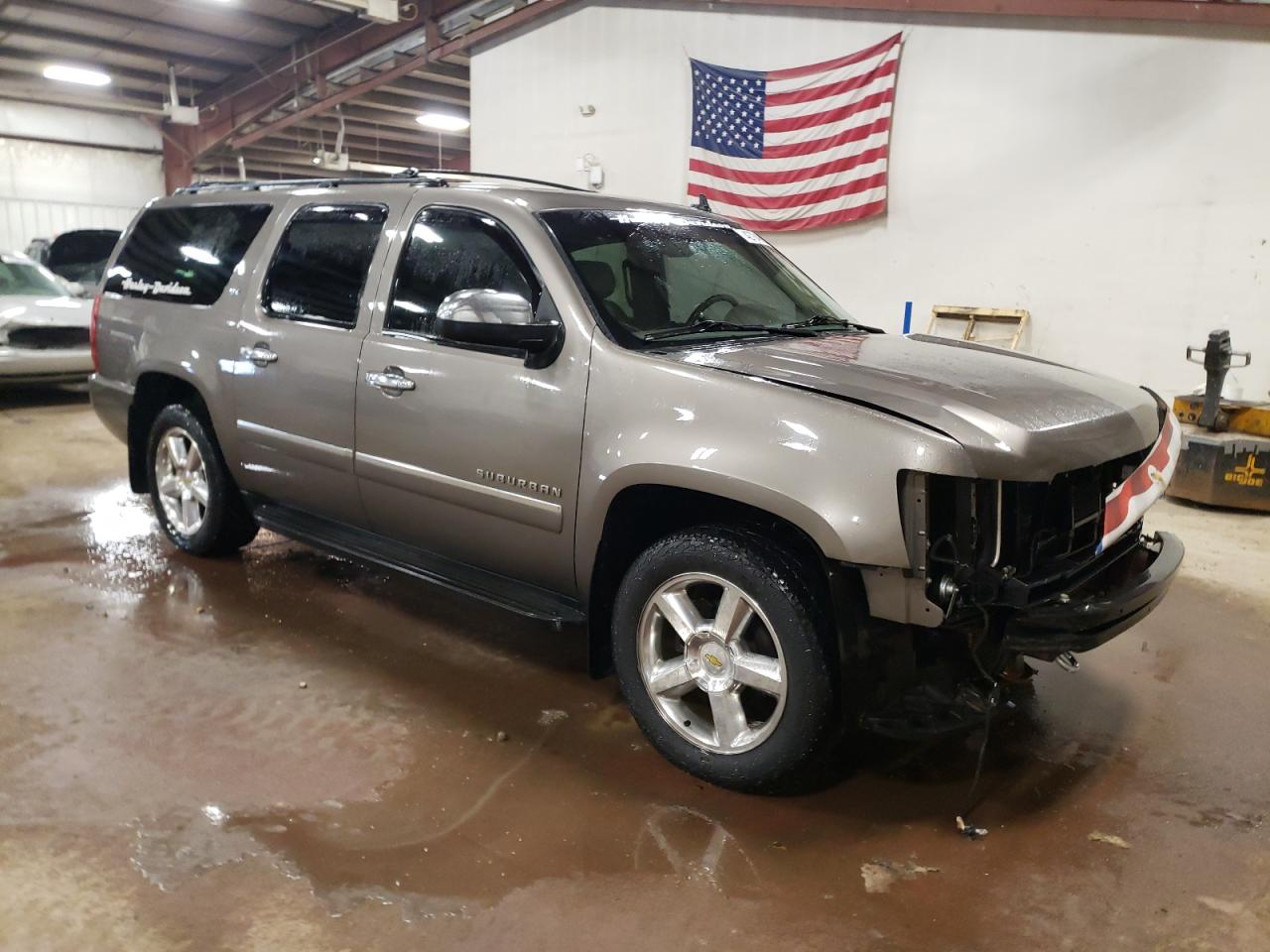 2011 Chevrolet Suburban VIN 1GNSKKE38BR141678 Copart auction photo, front end damage thumbnail 4