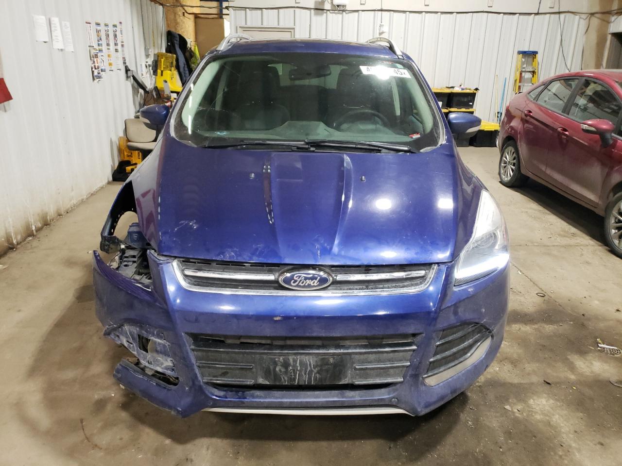 2016 Ford Escape VIN 1FMCU9J93GUC00730 Copart auction photo, front end damage thumbnail 5