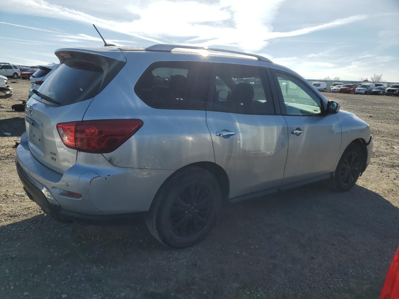 2017 Nissan Pathfinder VIN 5N1DR2MM7HC667749 Copart auction photo, all over damage thumbnail 3