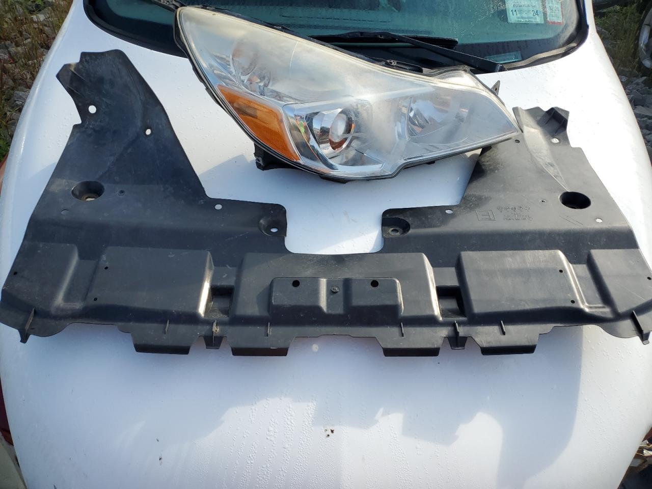 2014 Subaru Outback VIN 4S4BRBCC3E3243688 Copart auction photo, front end damage thumbnail 13