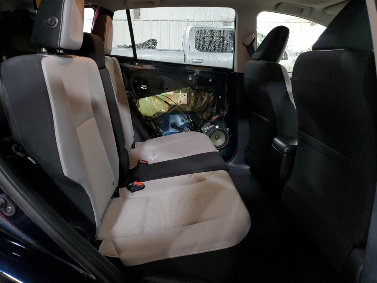 2018 Toyota RAV 4 VIN JTMRFREV9JJ255563 Copart auction photo, front end / rear end damage thumbnail 11