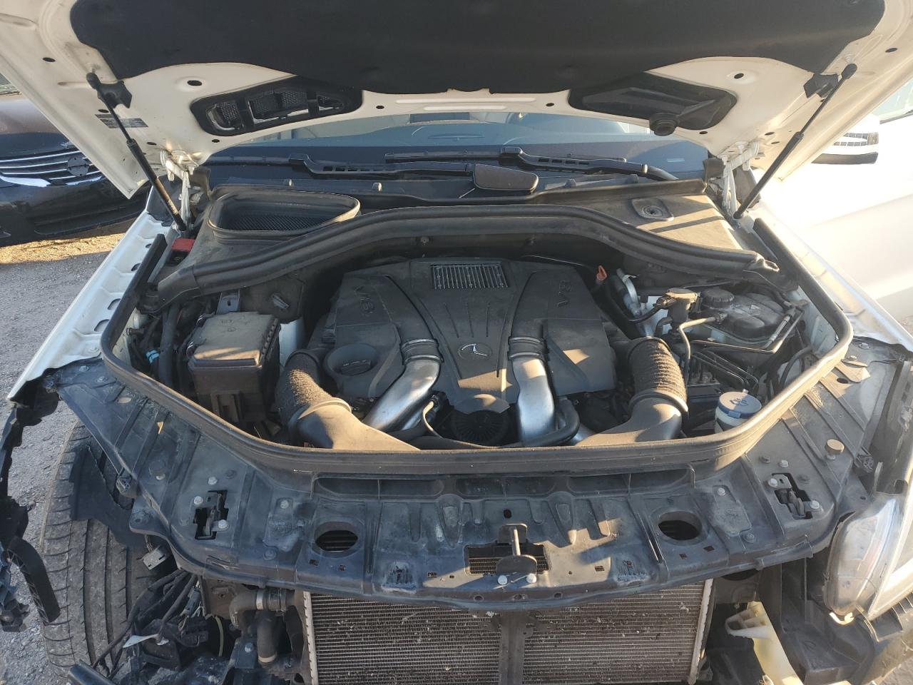 2013 Mercedes-Benz GL-klasse VIN 4JGDF7CE4DA246139 Copart auction photo, front end damage thumbnail 12
