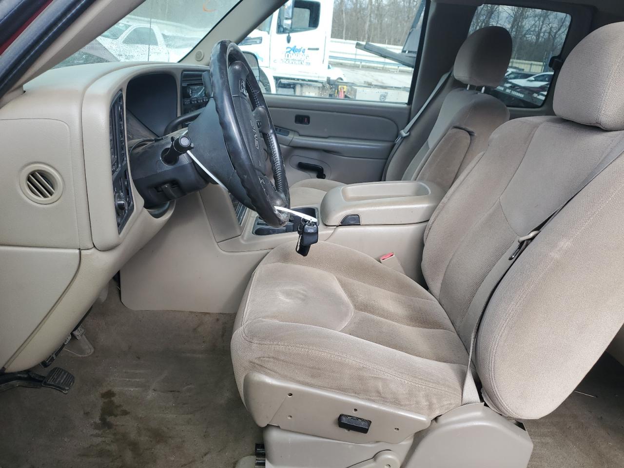 2004 GMC Sierra VIN 1GTEK19T44Z144719 Copart auction photo, side / front end damage thumbnail 7