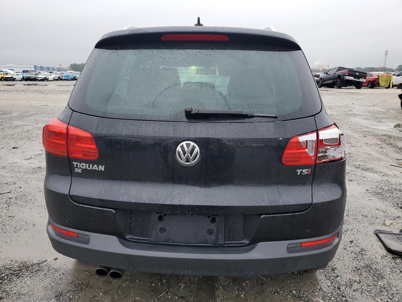 2016 Volkswagen Tiguan VIN WVGAV7AX7GW535579 Copart auction photo, front end damage thumbnail 6