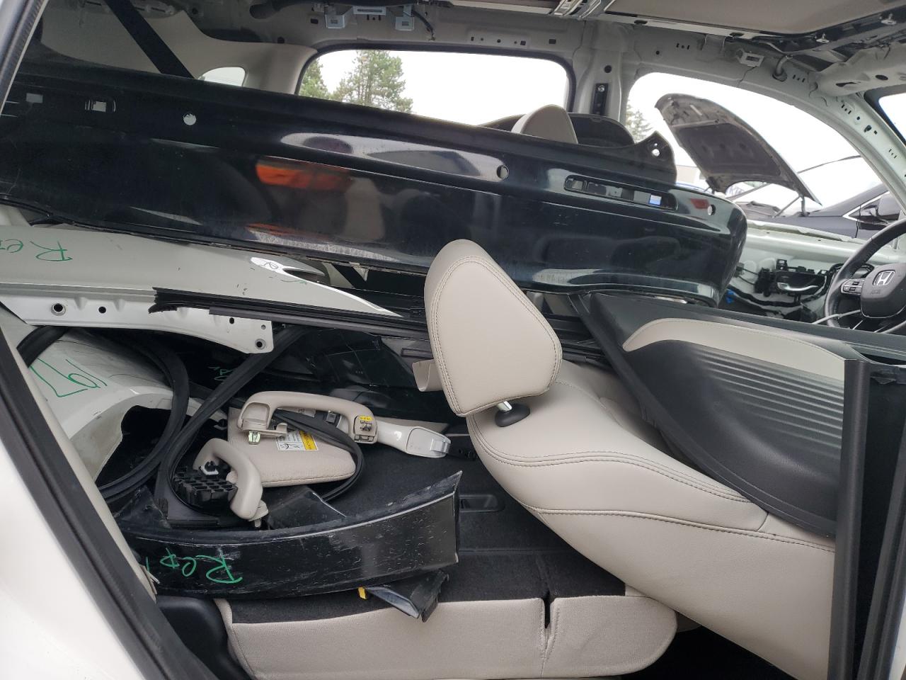 2024 Honda HR-V VIN 3CZRZ2H70RM764087 Copart auction photo, all over damage thumbnail 11