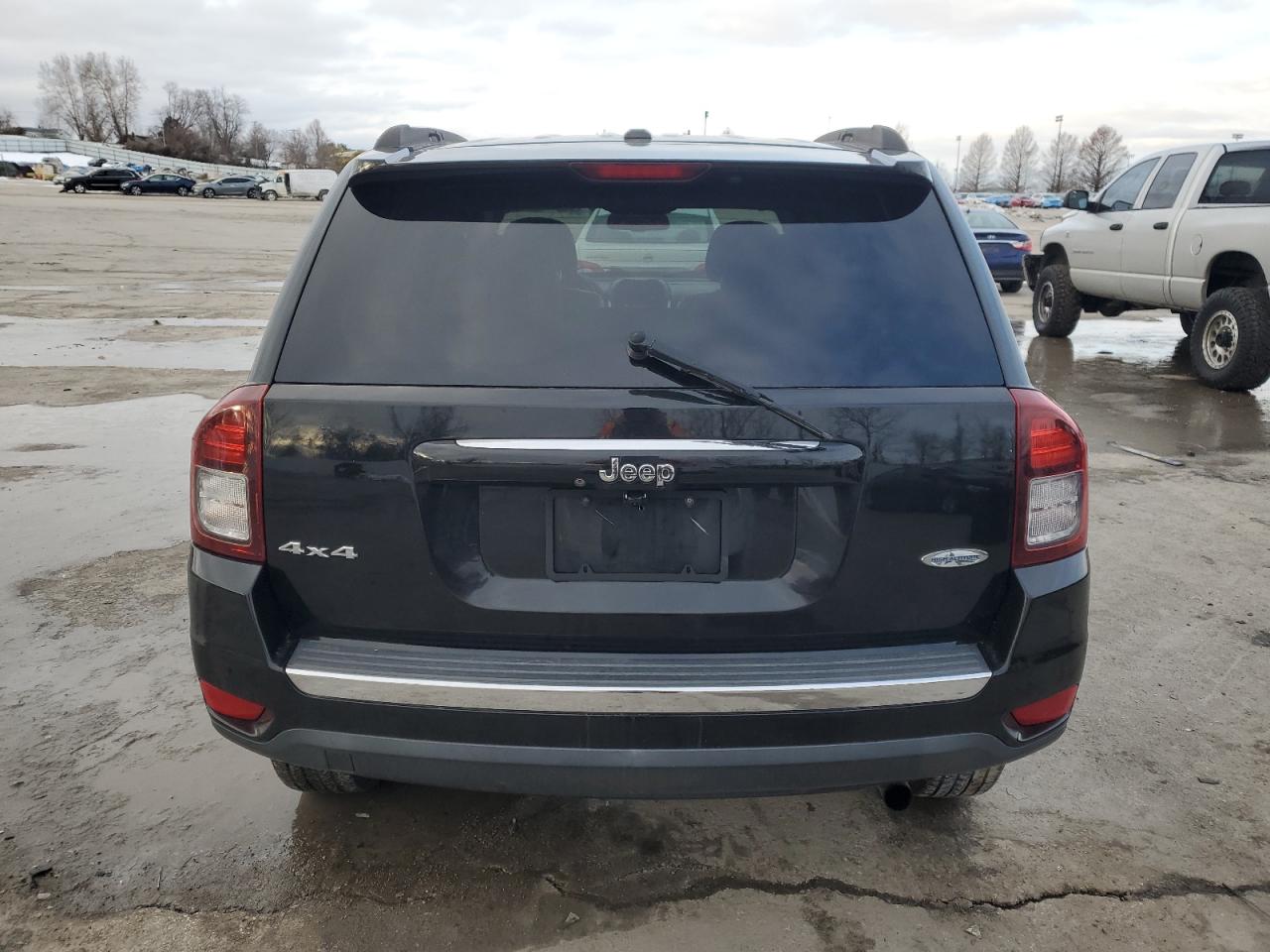 2015 Jeep Compass VIN 1C4NJDEBXFD217481 Copart auction photo, front end damage thumbnail 6