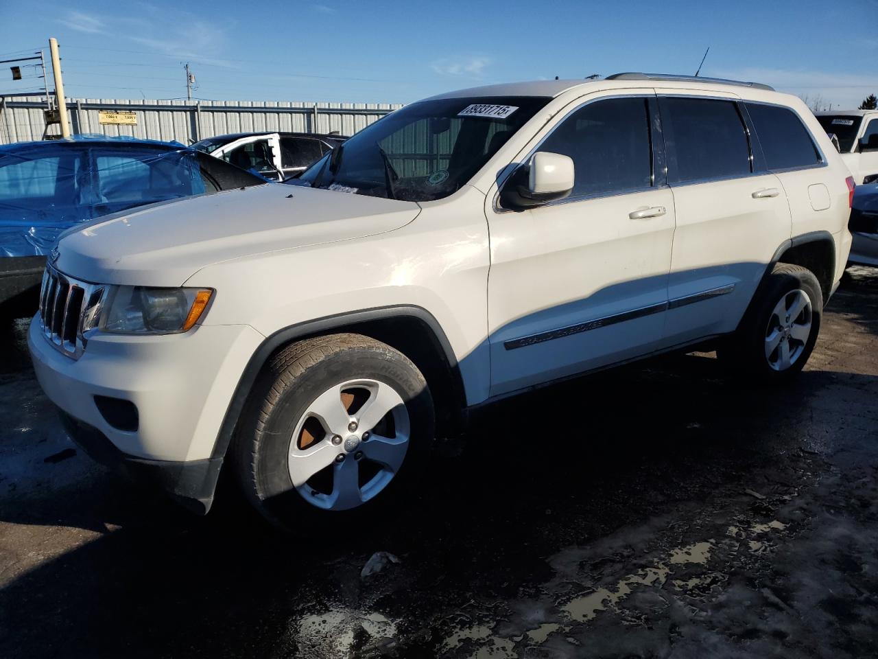 2011 Jeep Grand Cherokee VIN 1J4RS4GG2BC517081