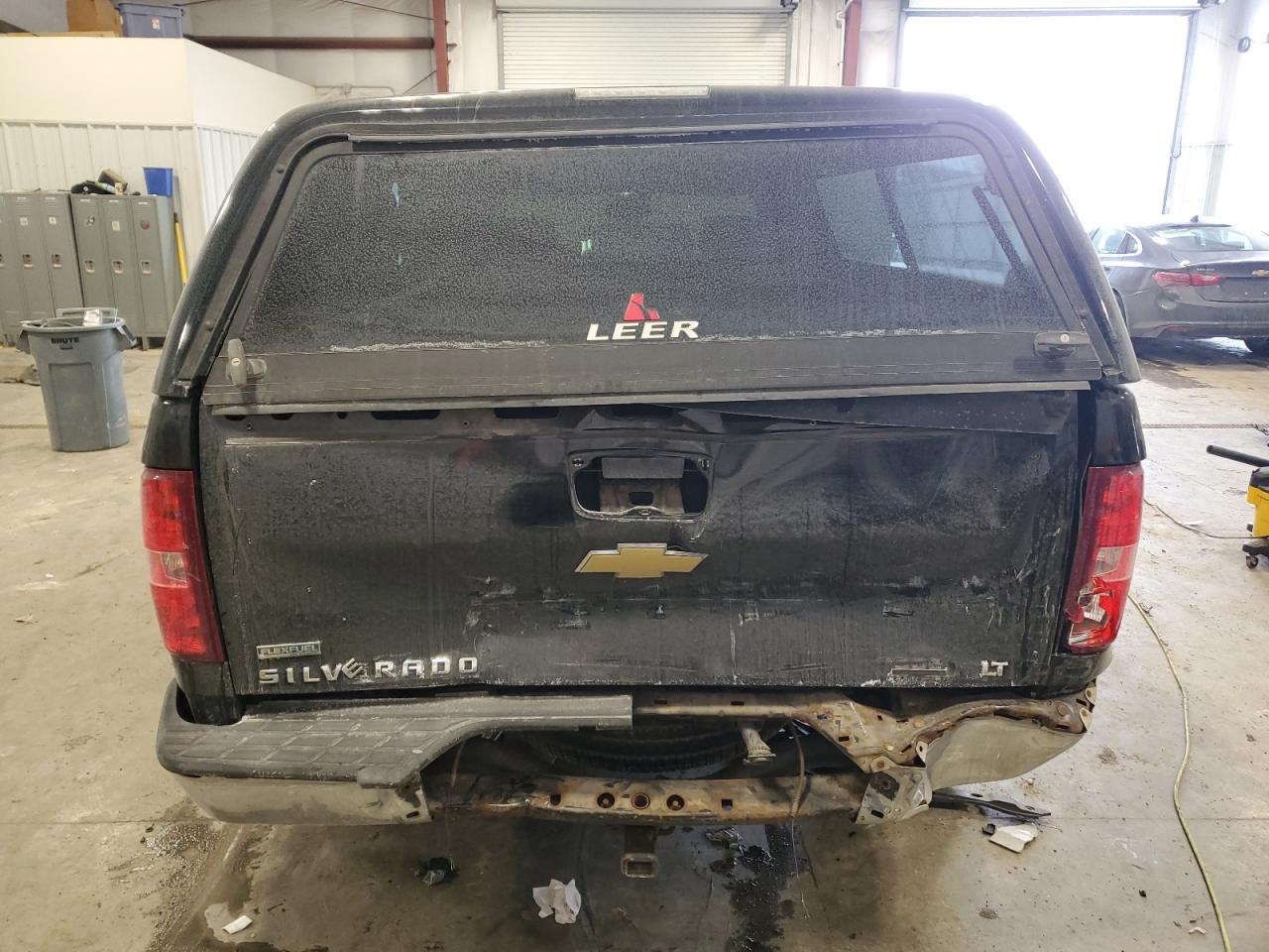 2011 Chevrolet Silverado VIN 1GCNKSE0XBZ313186 Copart auction photo, rear end damage thumbnail 6