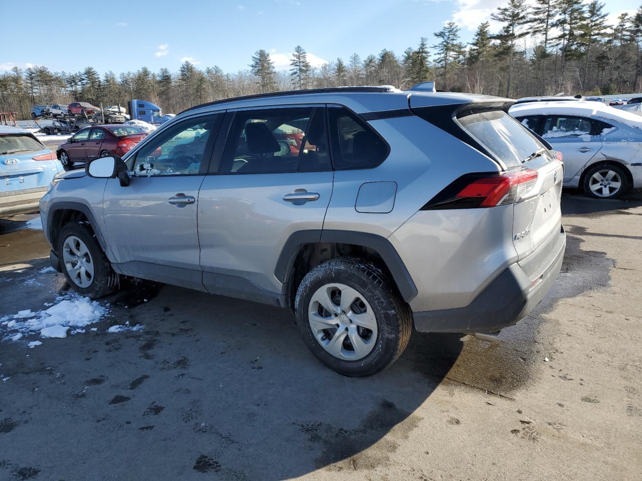 2019 Toyota RAV 4 VIN 2T3H1RFV1KW026600 Copart auction photo, front end damage thumbnail 2