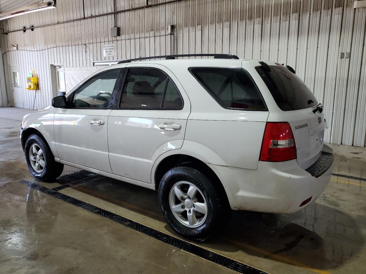 2009 KIA Sorento VIN KNDJC735995873158 Copart auction photo, front end / minor dent/scratches damage thumbnail 2