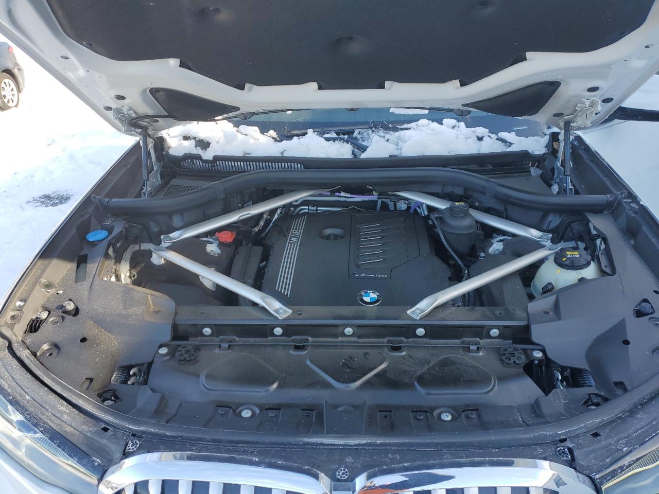 2022 BMW X7 VIN 5UXCW2C0XN9K00713 Copart auction photo, side / front end damage thumbnail 12