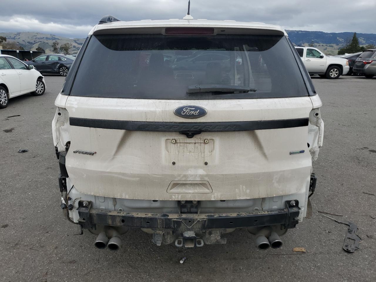 2019 Ford Explorer VIN 1FM5K8GT6KGA96527 Copart auction photo, all over damage thumbnail 6