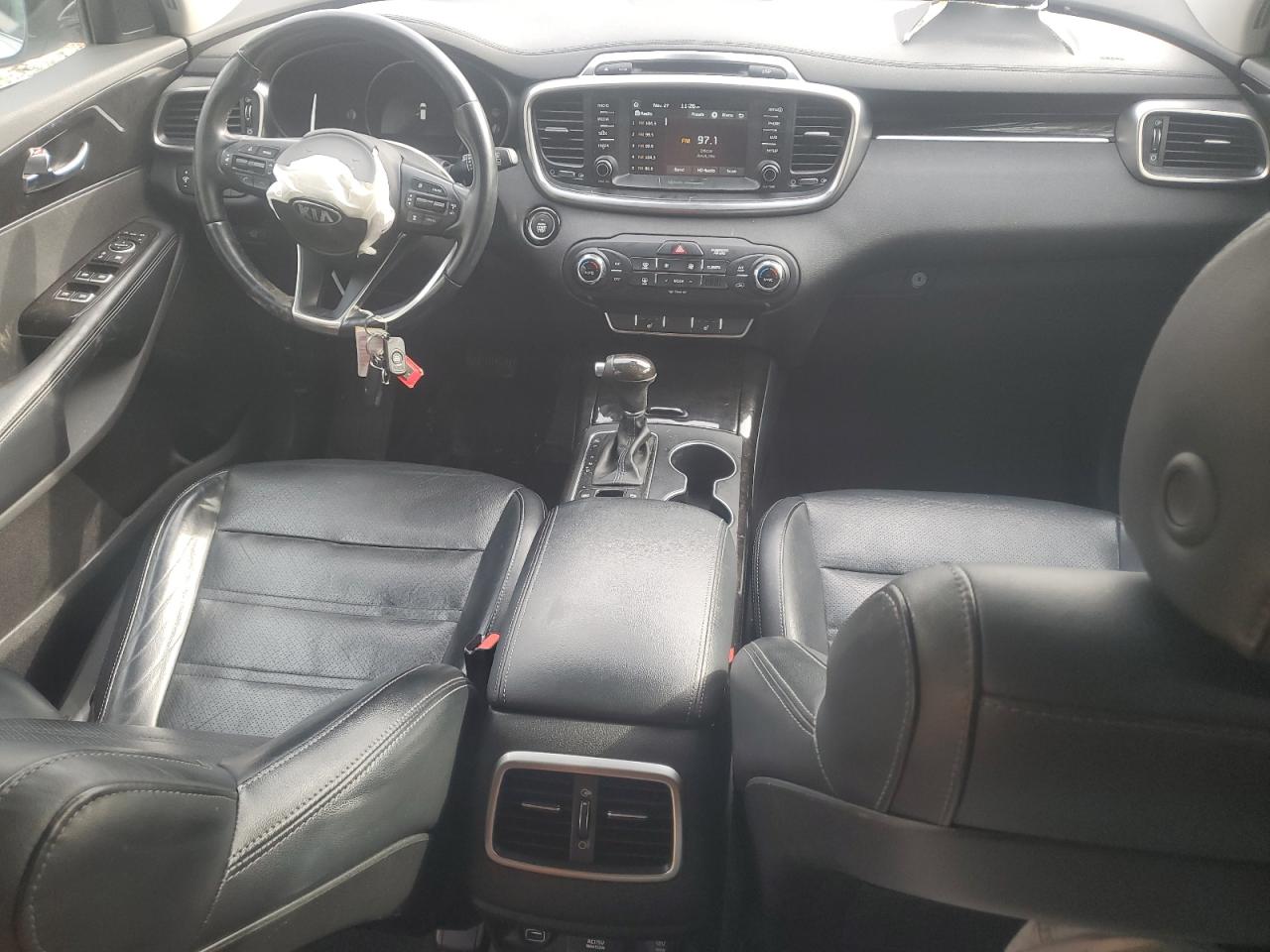 2018 KIA Sorento VIN 5XYPHDA55JG393255 Copart auction photo, front end damage thumbnail 8