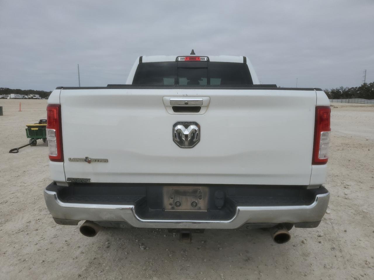 2019 RAM 1500 VIN 1C6RREFT4KN596884 Copart auction photo, minor dent/scratches damage thumbnail 6