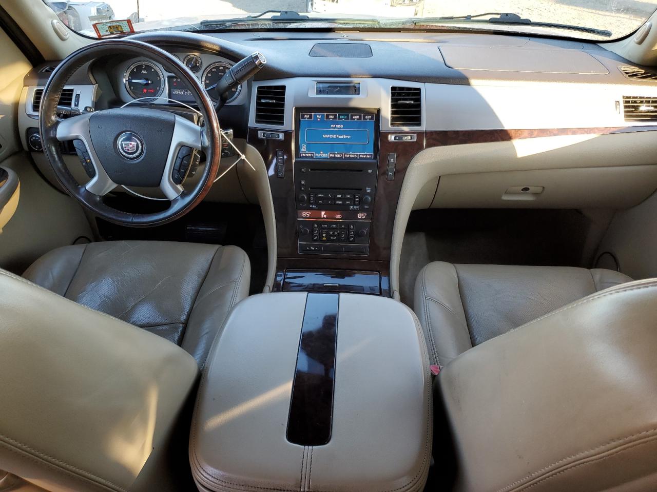 2009 Cadillac Escalade VIN 1GYFK26289R129499 Copart auction photo, front end / side damage thumbnail 8