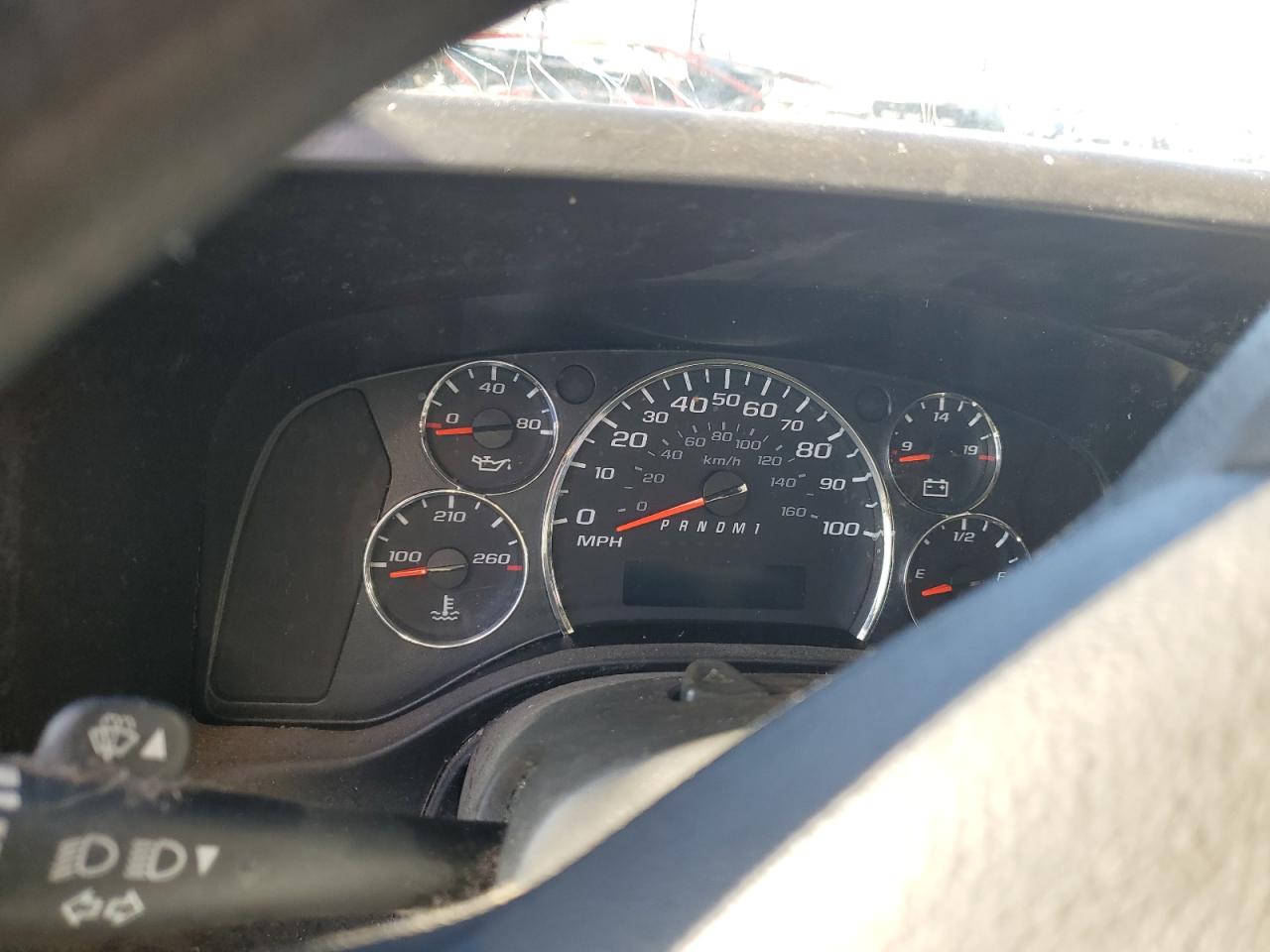 2018 GMC Savana VIN 1GD07RFPXJ1221116 Copart auction photo, front end damage thumbnail 9