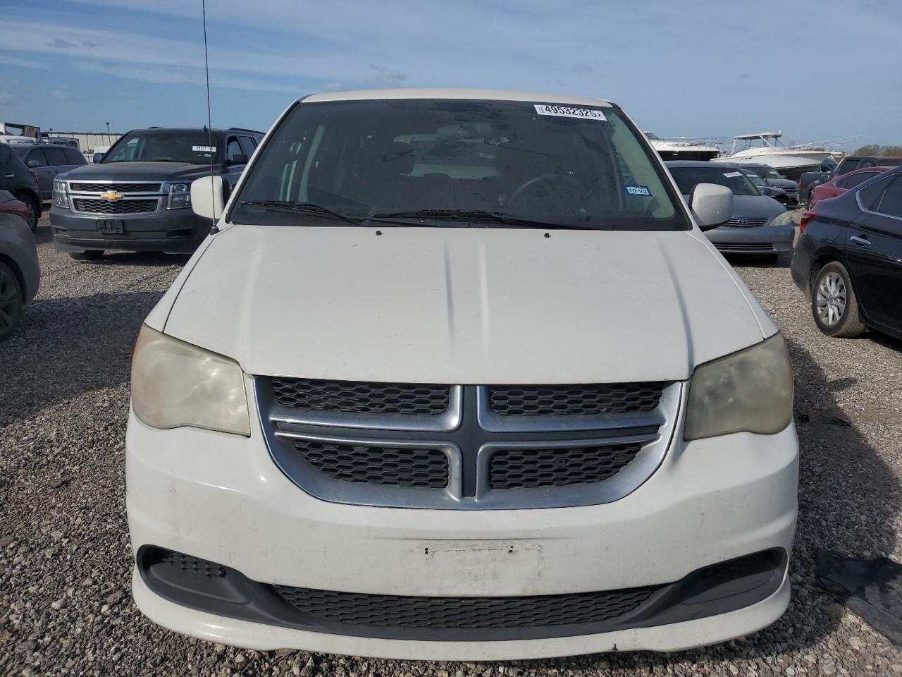 2013 Dodge Caravan VIN 2C4RDGCG5DR503063 Copart auction photo, side / minor dent/scratches damage thumbnail 5