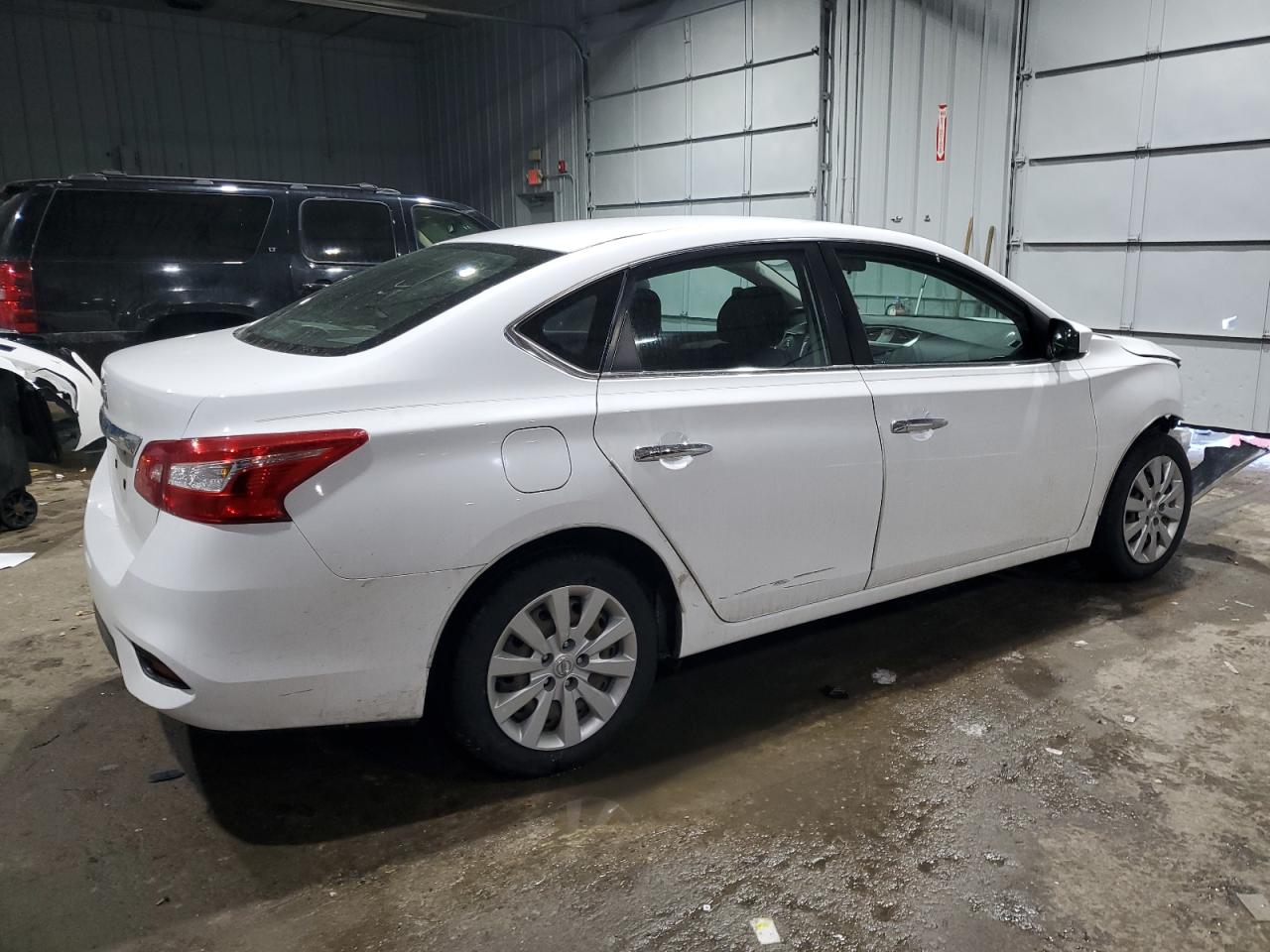2017 Nissan Sentra VIN 3N1AB7AP8HY350225 Copart auction photo, front end / minor dent/scratches damage thumbnail 3