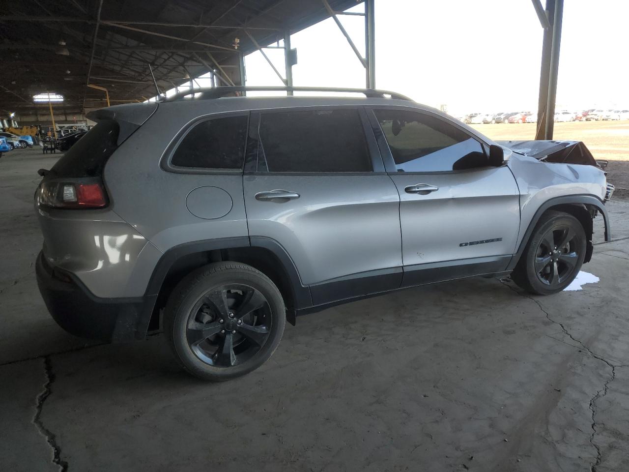 2021 Jeep Cherokee VIN 1C4PJLLB7MD168999 Copart auction photo, front end / minor dent/scratches damage thumbnail 3