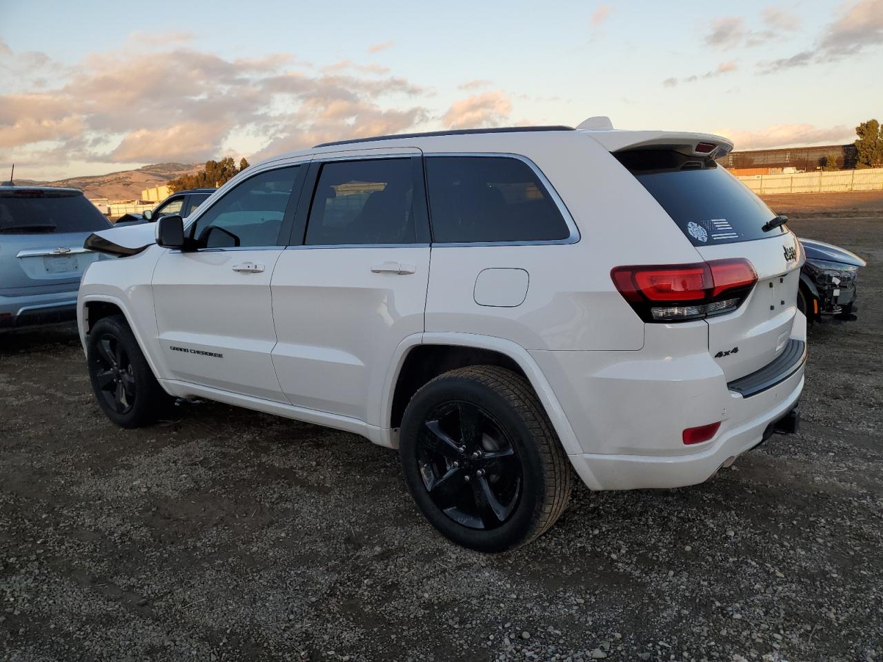 2015 Jeep Grand Cherokee VIN 1C4RJFAG2FC214188 Copart auction photo, front end damage thumbnail 2