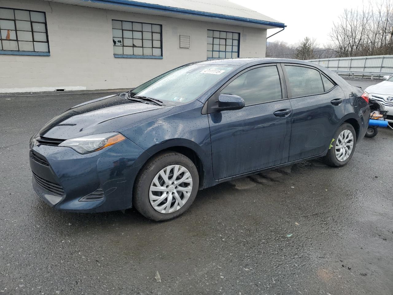 2019 Toyota Corolla VIN 5YFBURHEXKP925833