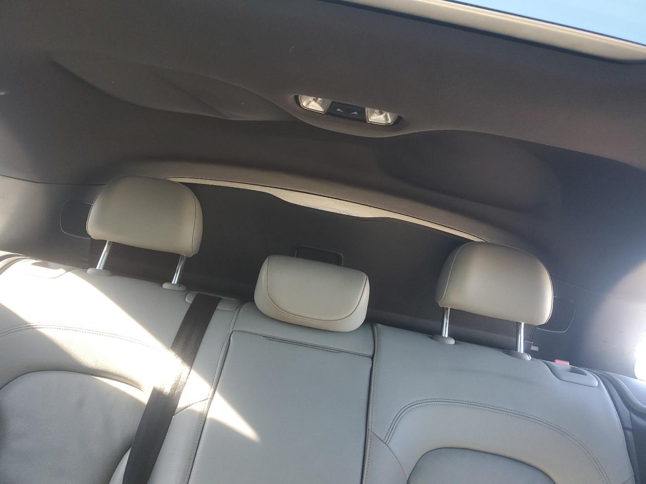 2018 Audi Q3 VIN WA1HCCFS5JR030980 Copart auction photo, rear end damage thumbnail 10