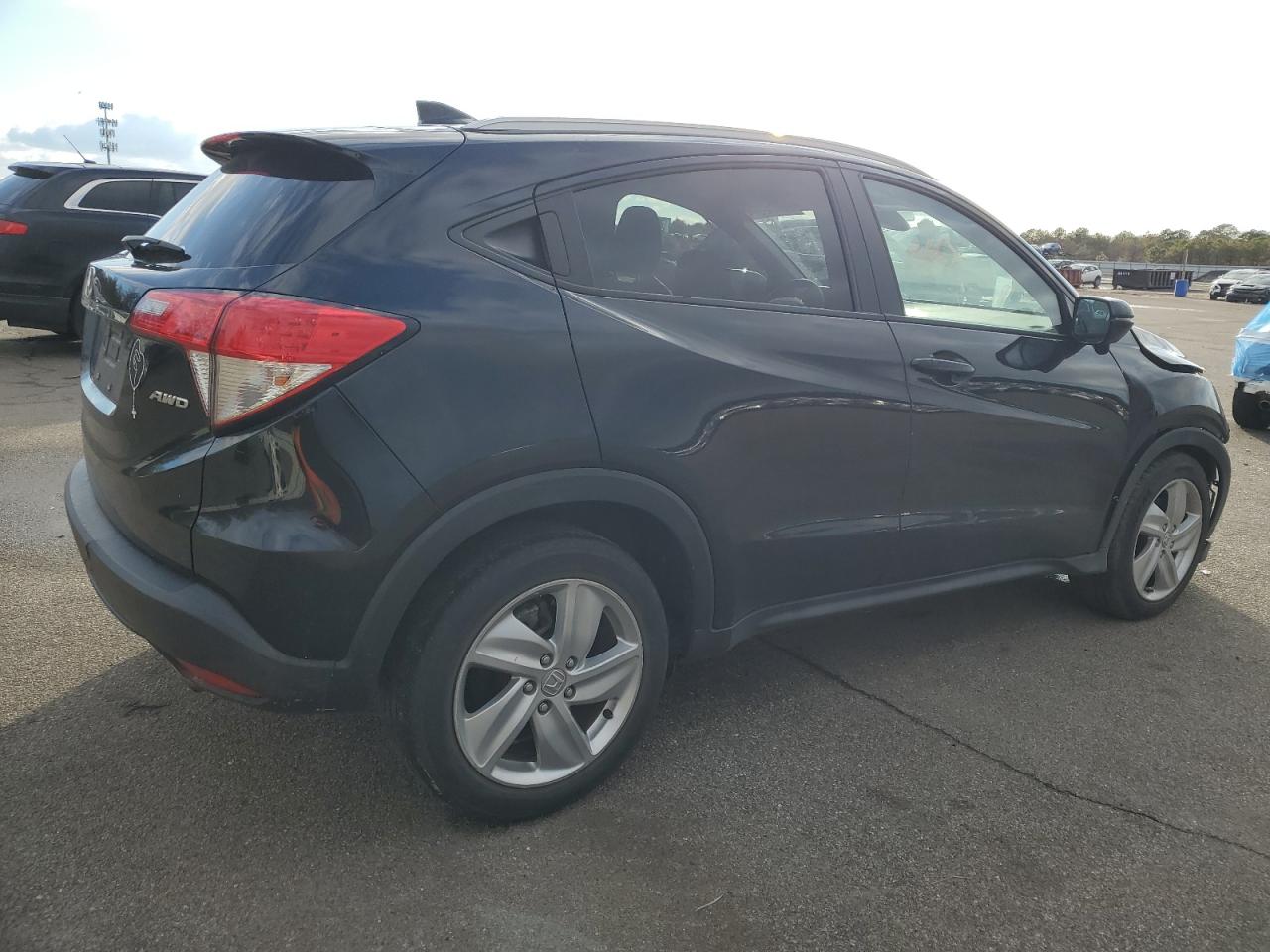 2019 Honda HR-V VIN 3CZRU6H59KM722138 Copart auction photo, front end / minor dent/scratches damage thumbnail 3