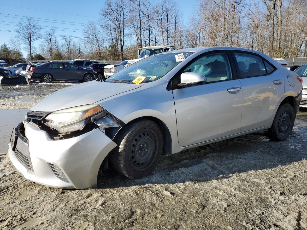 2015 Toyota Corolla VIN 5YFBURHEXFP287668