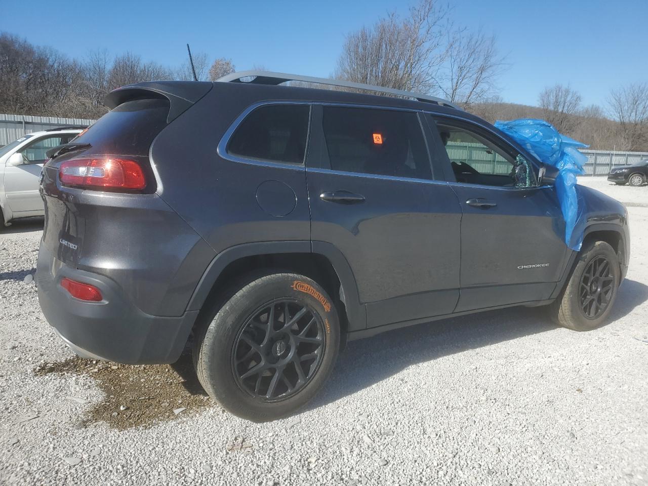 2017 Jeep Grand Cherokee VIN 1C4PJMDS0HW646145 Copart auction photo, side / rear end damage thumbnail 3