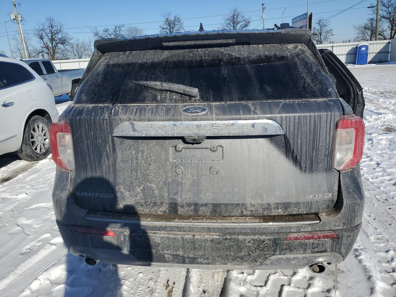 2022 Ford Explorer VIN 1FMSK8FH7NGB13971 Copart auction photo, all over damage thumbnail 6