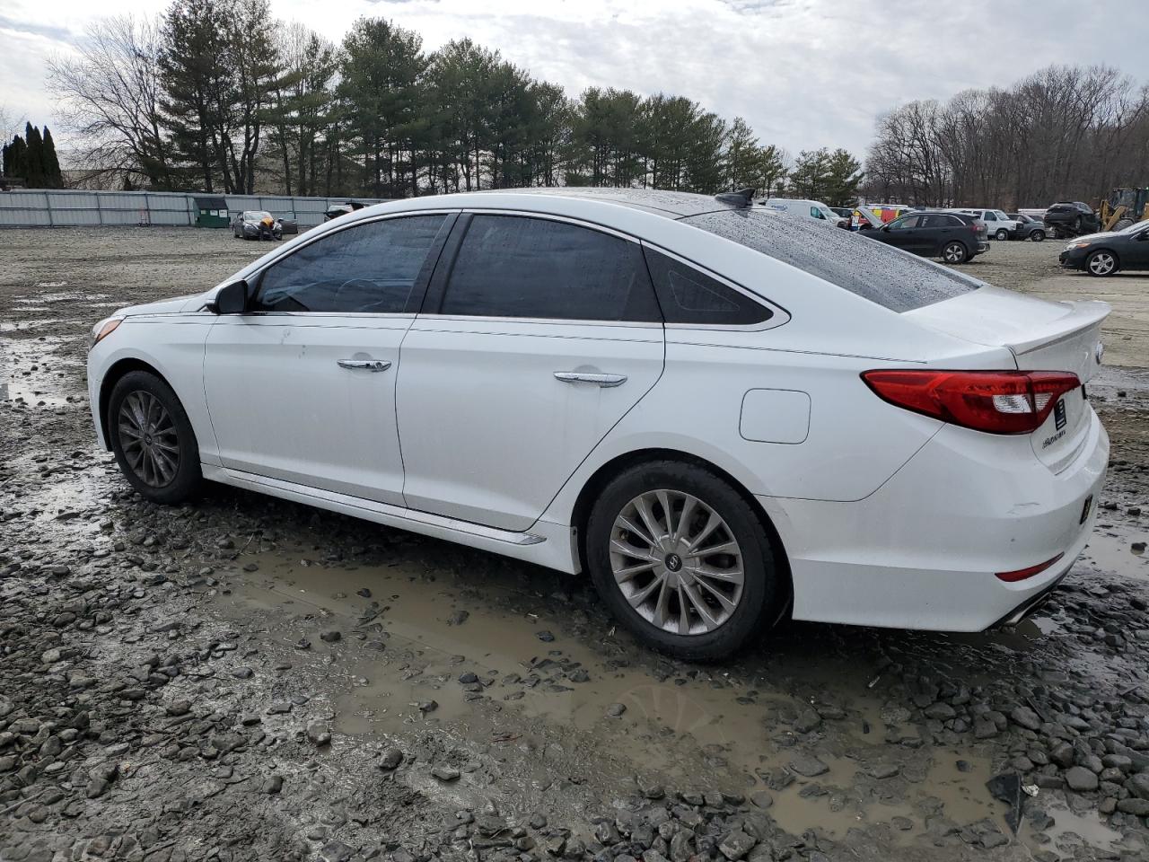2015 Hyundai Sonata VIN 5NPE34AFXFH035020 Copart auction photo, vandalism damage thumbnail 2