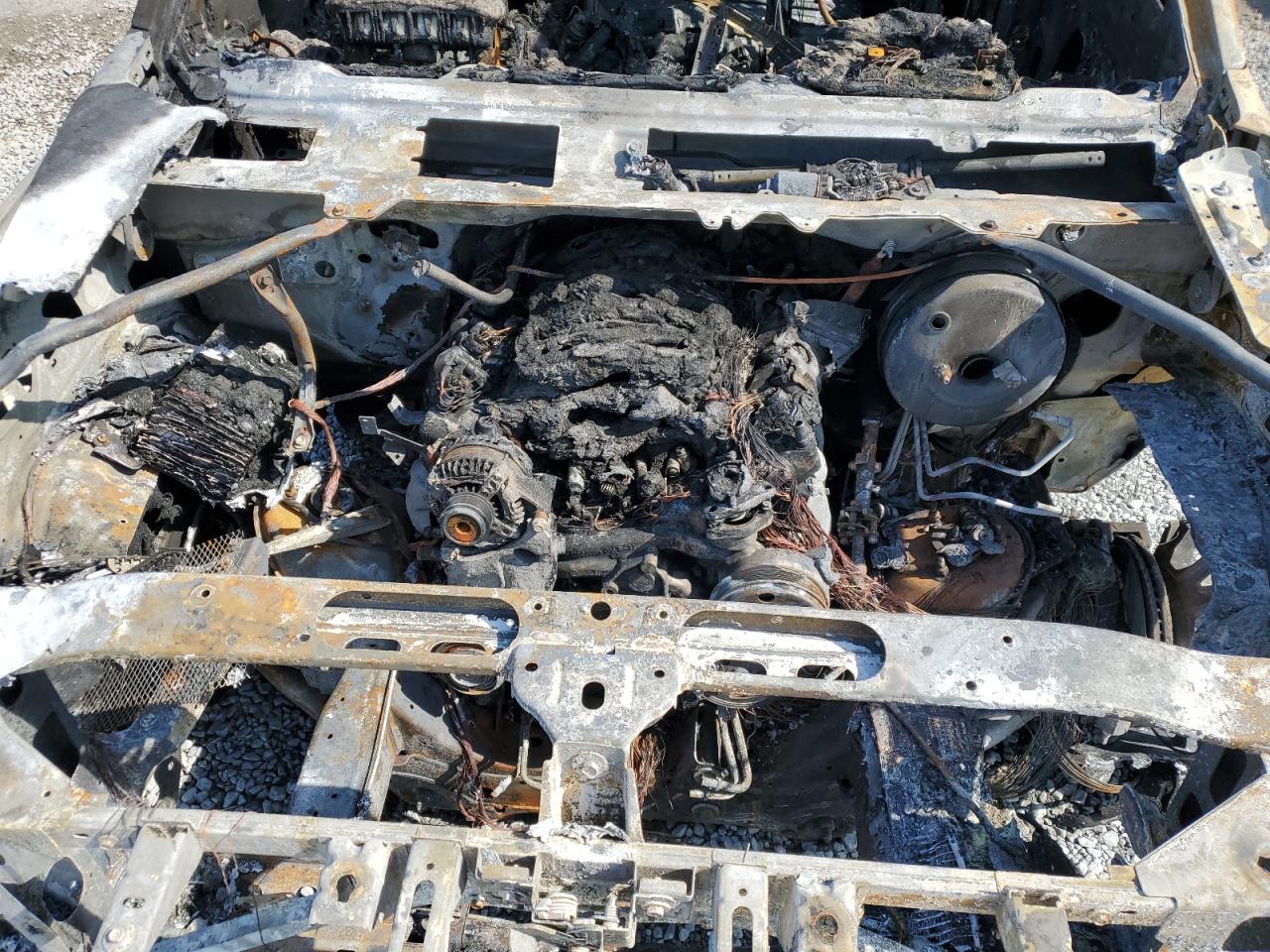 2020 GMC Yukon VIN 1GKS2GKC2LR241856 Copart auction photo, burn damage thumbnail 12
