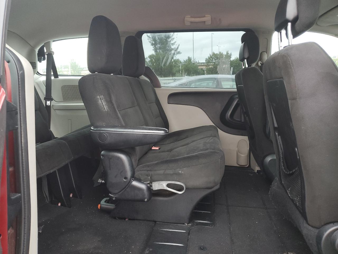 2015 Dodge Caravan VIN 2C4RDGBG4FR608200 Copart auction photo, front end damage thumbnail 11