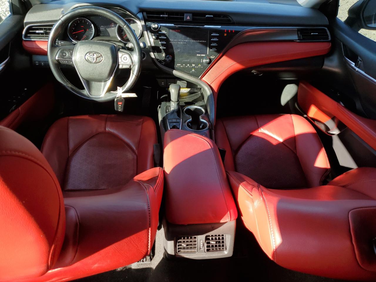 2019 Toyota Camry VIN 4T1B61HK8KU187482 Copart auction photo, side damage thumbnail 8