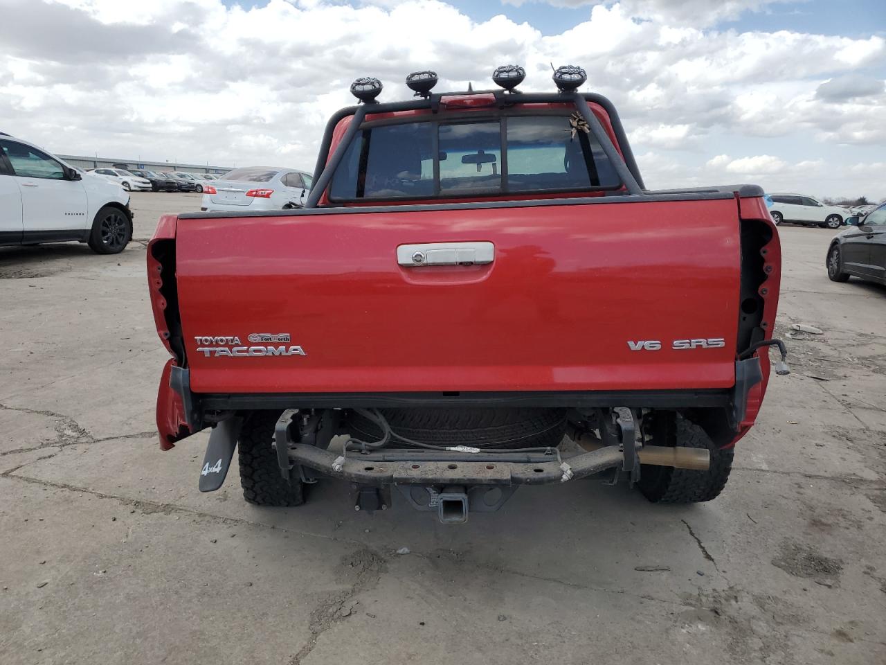 2014 Toyota Tacoma VIN 3TMLU4EN3EM156907 Copart auction photo, undercarriage / hail damage thumbnail 6