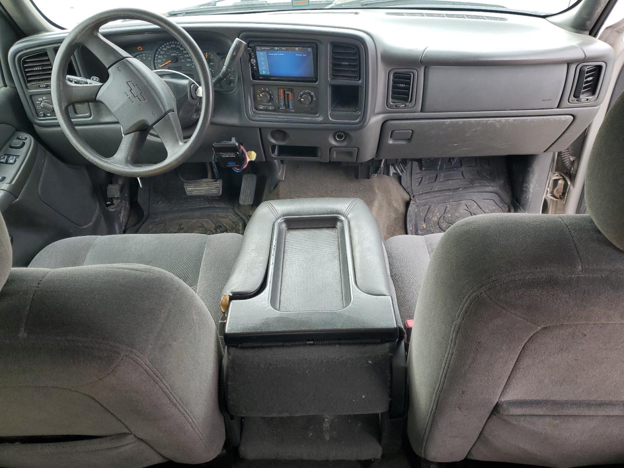 2005 Chevrolet Silverado VIN 1GCEK19VX5Z298760 Copart auction photo, side damage thumbnail 8