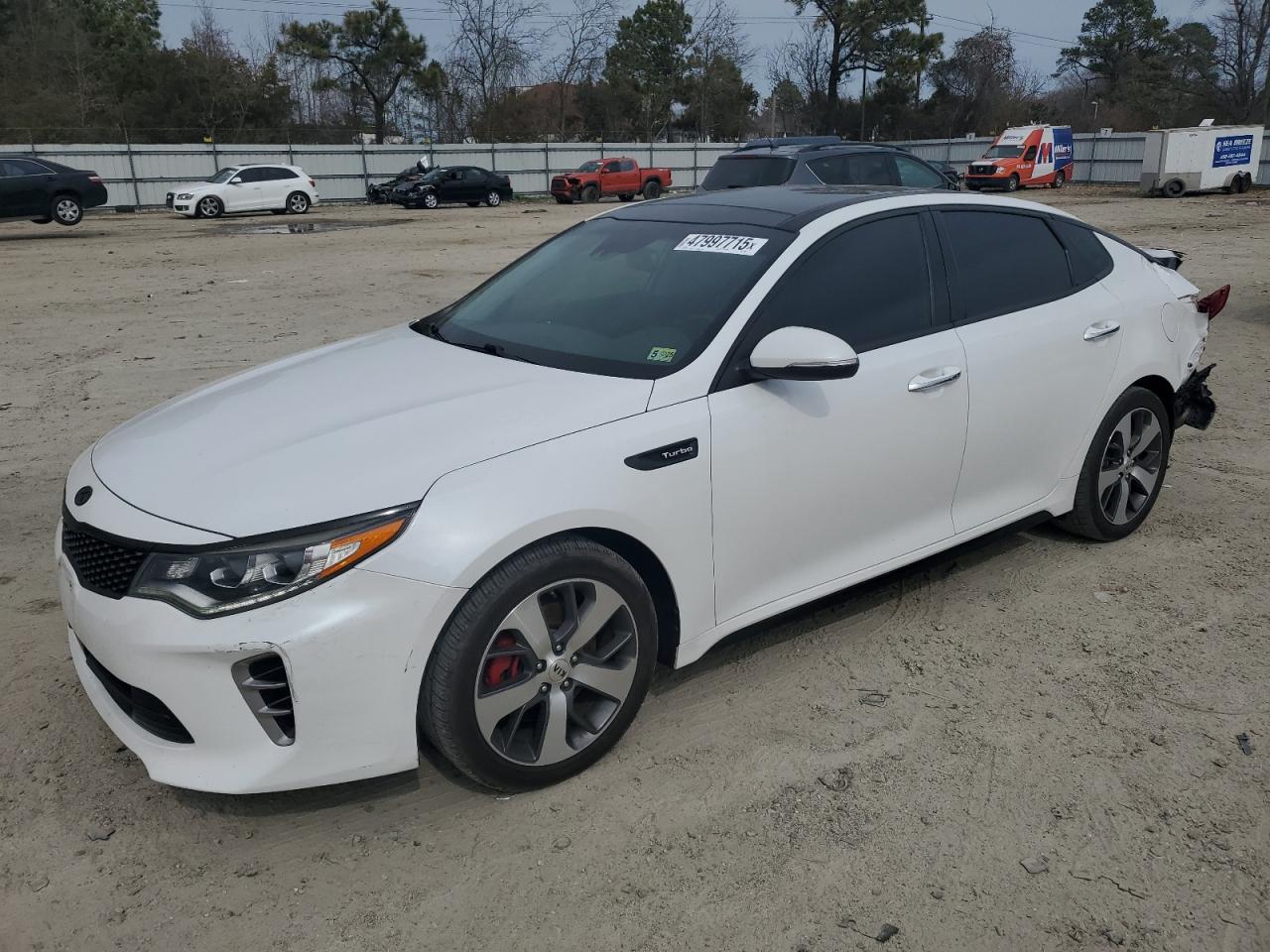 2017 KIA Optima VIN 5XXGW4L27HG138307