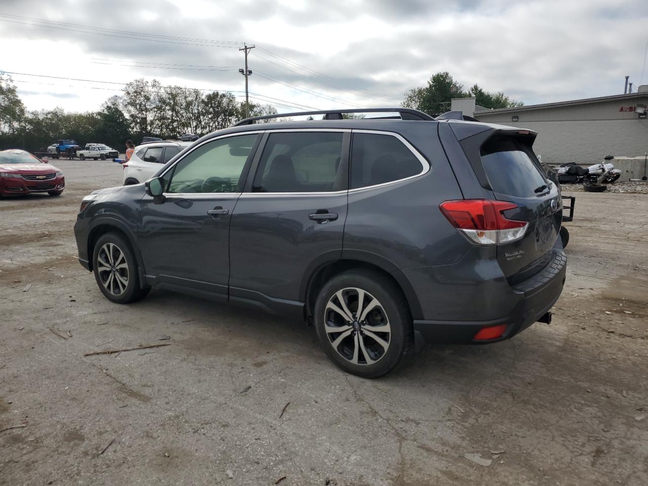 2020 Subaru Forester VIN JF2SKASC5LH477711 Copart auction photo, burn / minor dent/scratches damage thumbnail 2