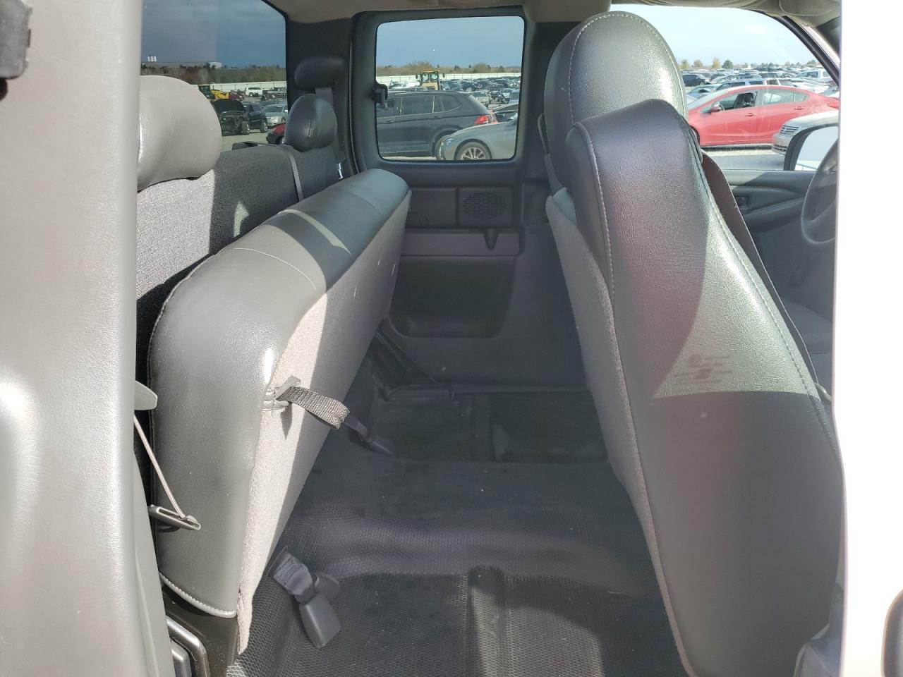 2006 Chevrolet Silverado VIN 1GCEC19X46Z124473 Copart auction photo, side damage thumbnail 11