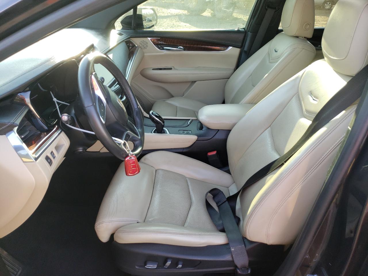2017 Cadillac XT5 VIN 1GYKNERS5HZ111852 Copart auction photo, rear end / front end damage thumbnail 7