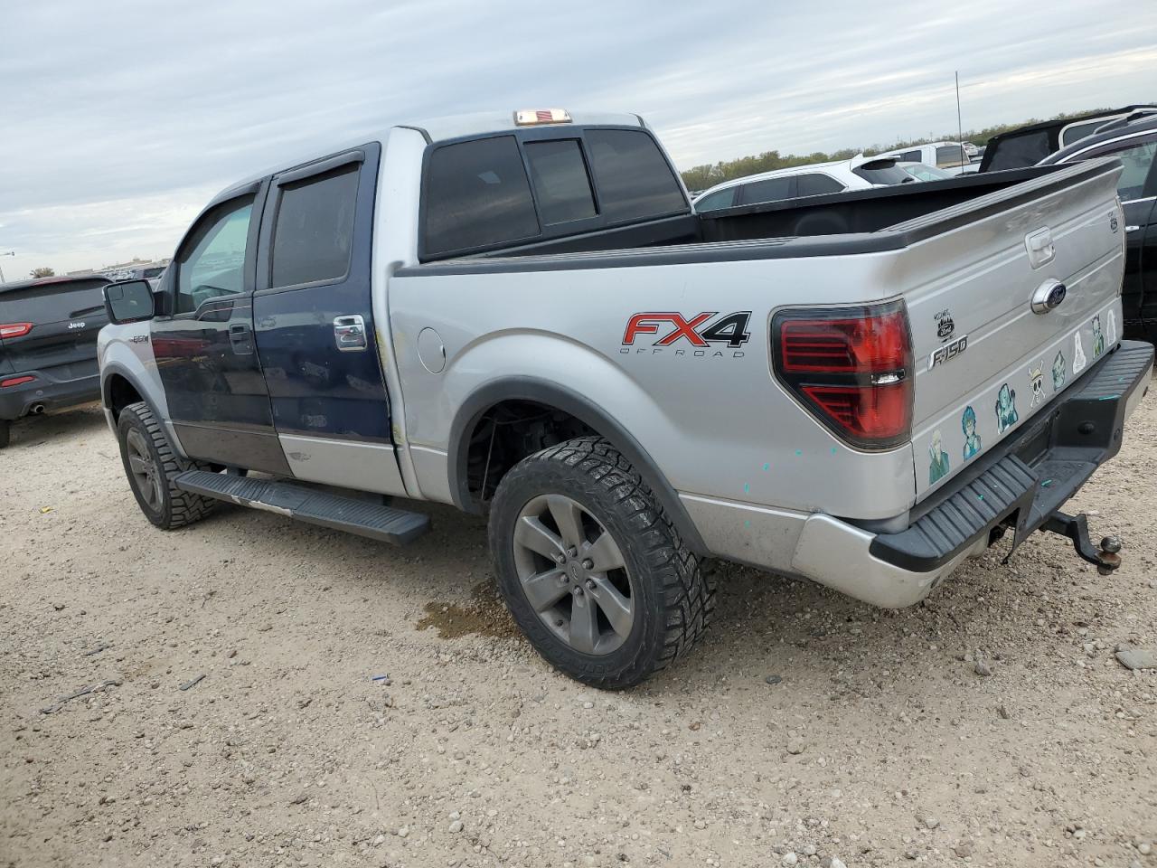 2013 Ford F-150 VIN 1FTFW1ET9DKF25733 Copart auction photo, side damage thumbnail 2