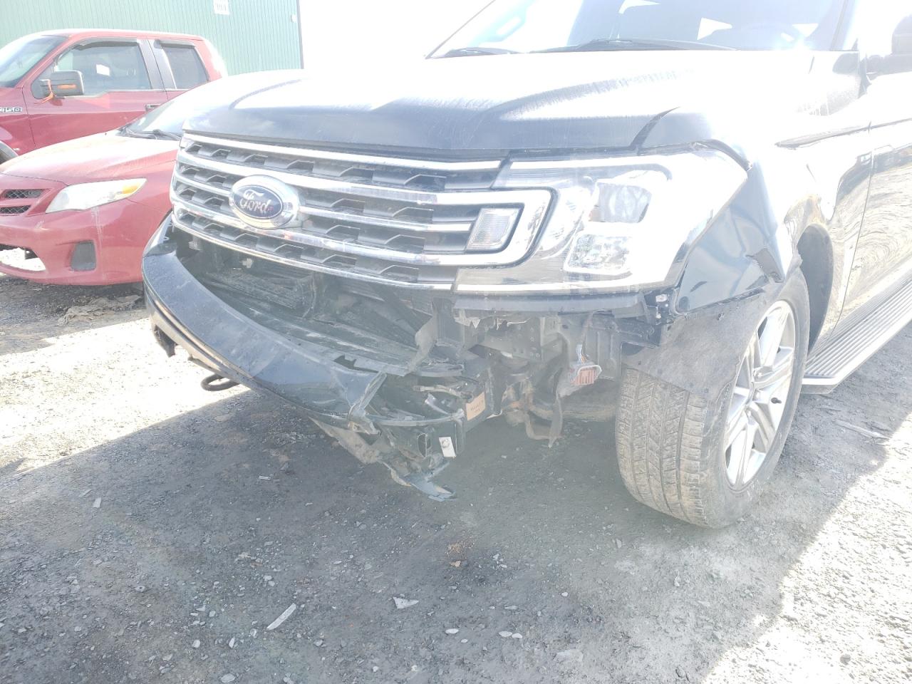 2019 Ford Expedition VIN 1FMJU1JT2KEA16385 Copart auction photo, front end damage thumbnail 12